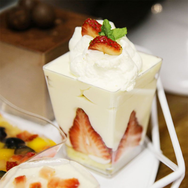 150ml Square Dessert Cups 150ml square dessert cups