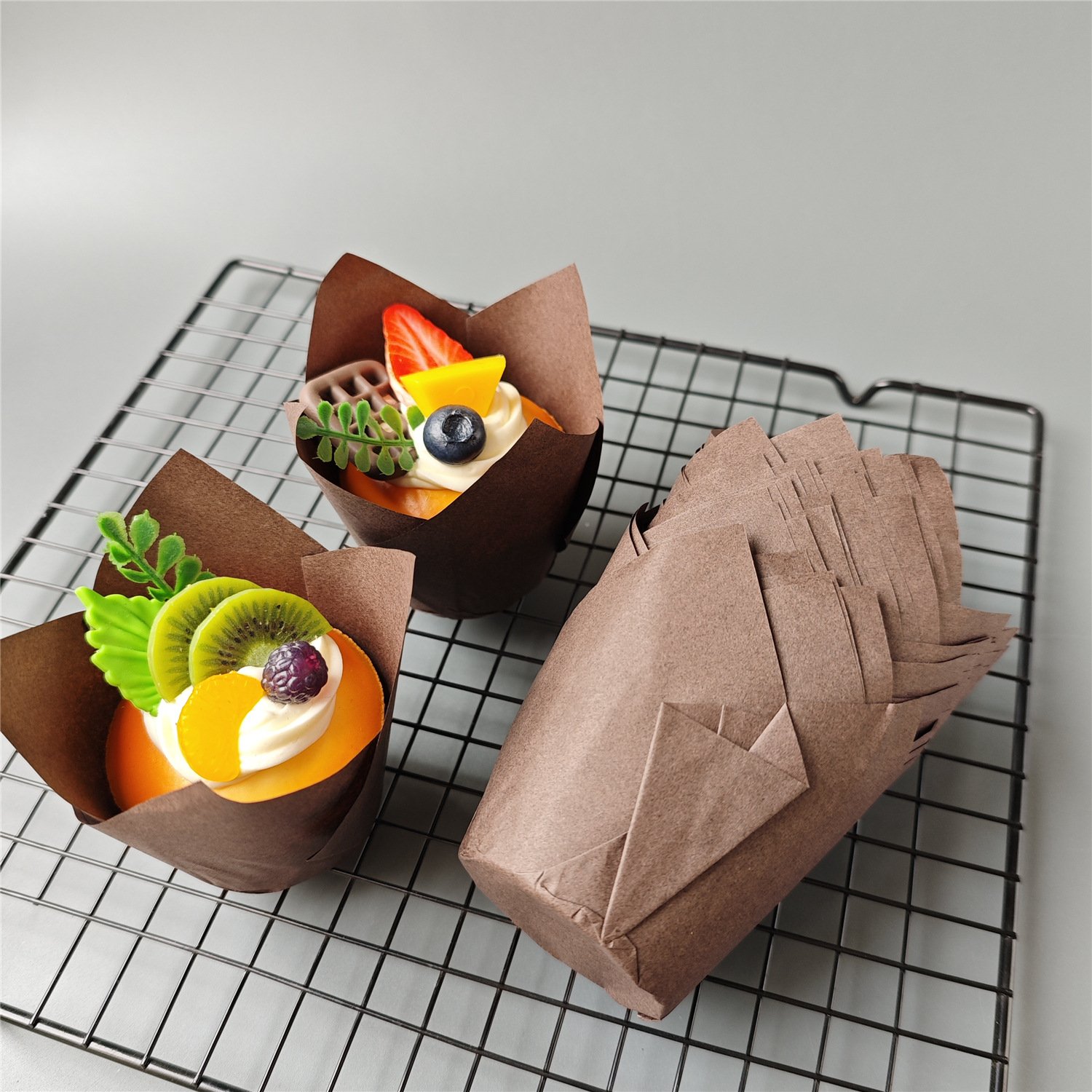 White Tulip Paper Baking Muffin Cups Great for Cupcake and Muffins Tulip paper baking cups for weddings – elegant tulip paper liners for afternoon tea, bridal showers and high-end parties