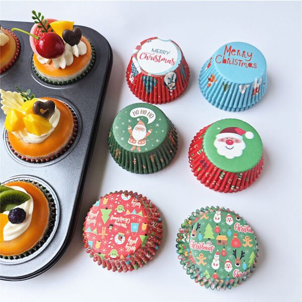 Christmas dessert cupcake liners