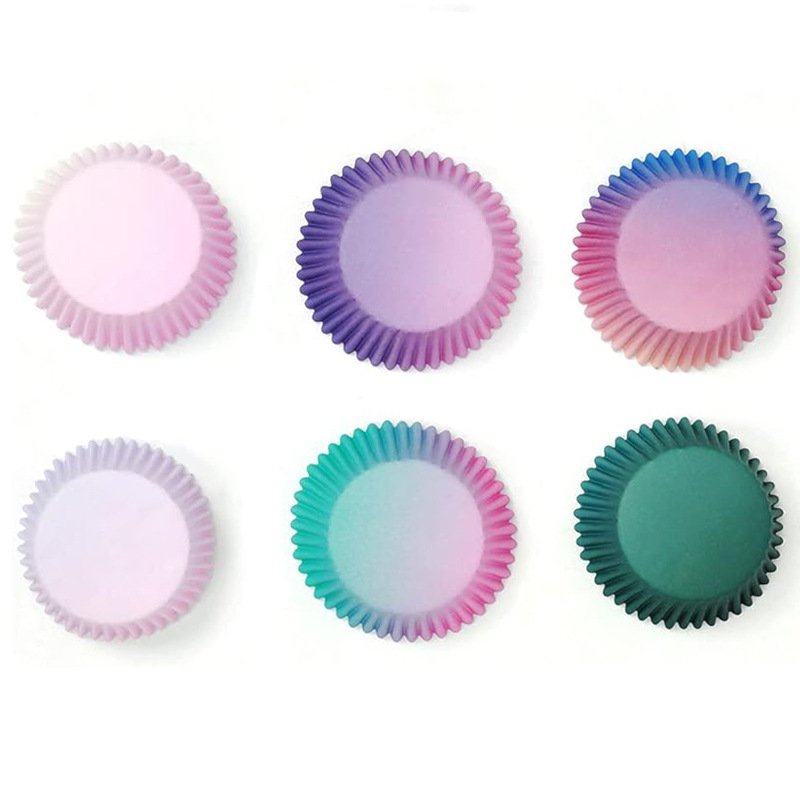 Colorful Gradient Cupcake Liners for Standard Baking Tray Food-grade gradient cupcake liners – heat-resistant and greaseproof baking cups, oven-safe up to 220°C