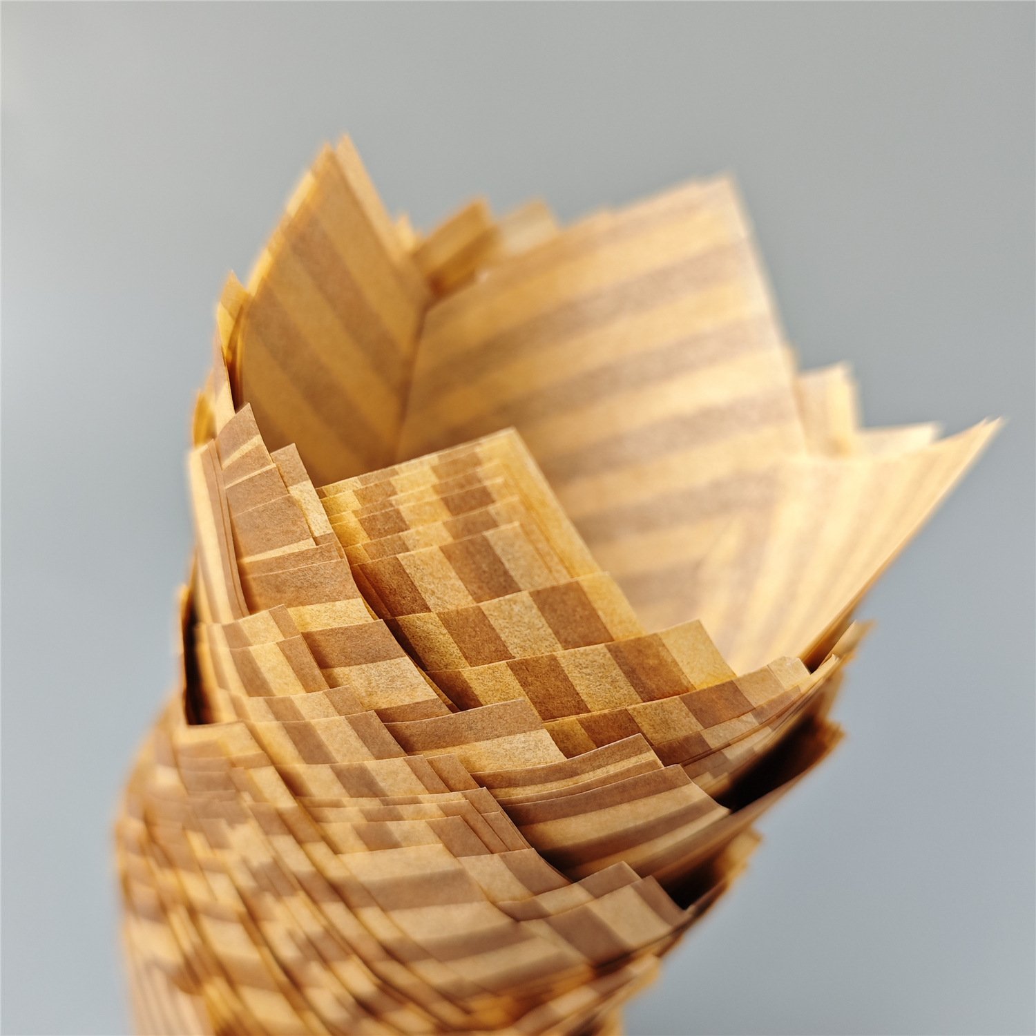 Beige Brown White Striped Tulip Cupcake Liners Sensibly‑priced tulip cupcake liners for baking, offer a middle‑ground cost
