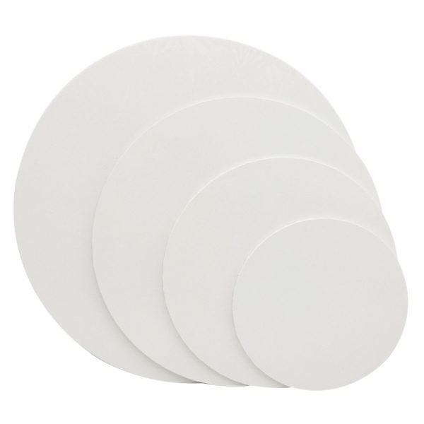 Reinforced white corrugated cake boards for layer cakes, provide dependable support for towering 3‑tier creations without sagging
