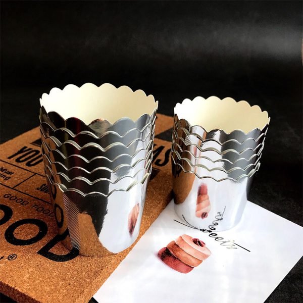 5cm base standard sliver muffin cups