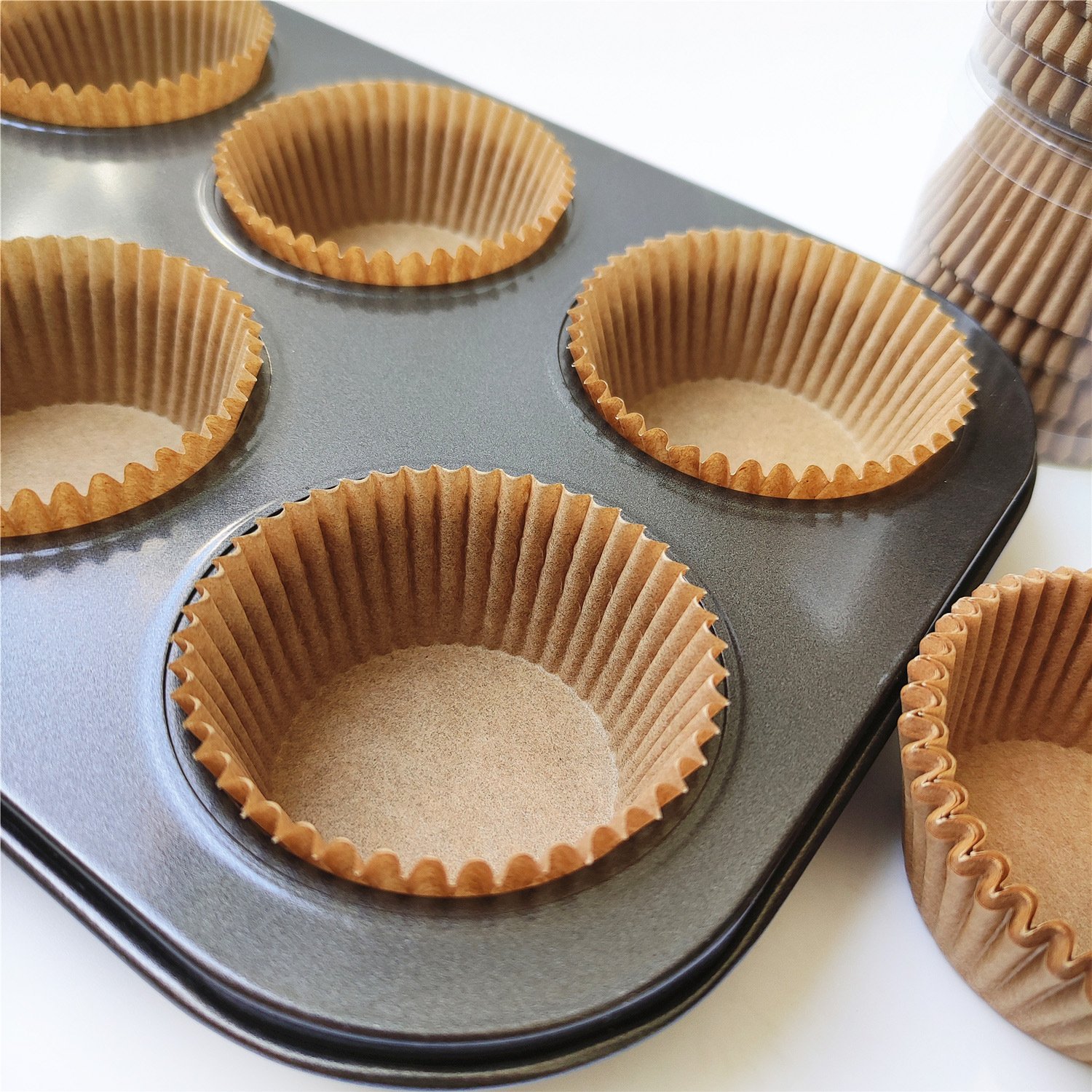Natural Paper Cupcake Wrappers for Cupcakes & Muffins Natural paper cupcake wrappers baking cups for bakeries and cafes